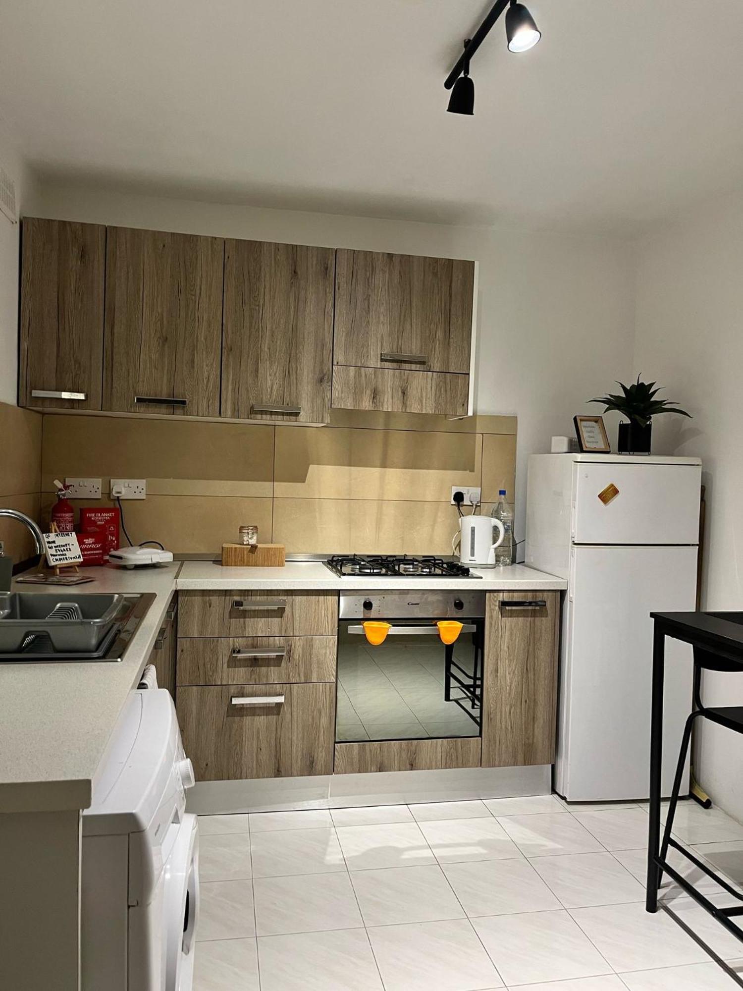 Mayflower Flat, Flat 12 เซนต์พอลส์เบย์ ภายนอก รูปภาพ